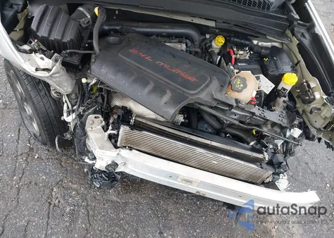 2016 Jeep Renegade Sport z USA, uszkodzony, nr VIN ZACCJAAT3GPD42636